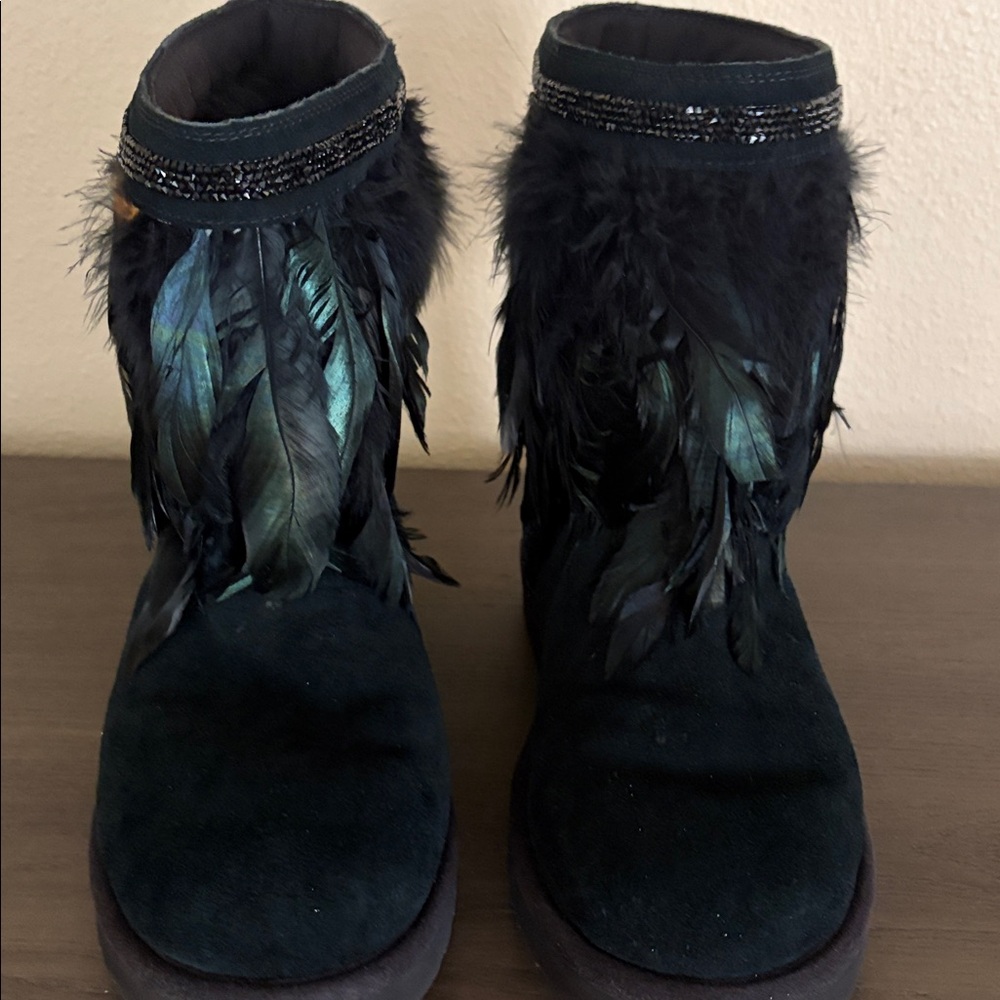 Fashionable UGG boots with feathers and rhinestones